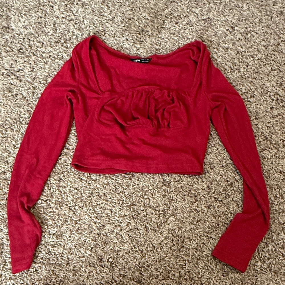 SHEIN Red Long Sleeve Crop Top